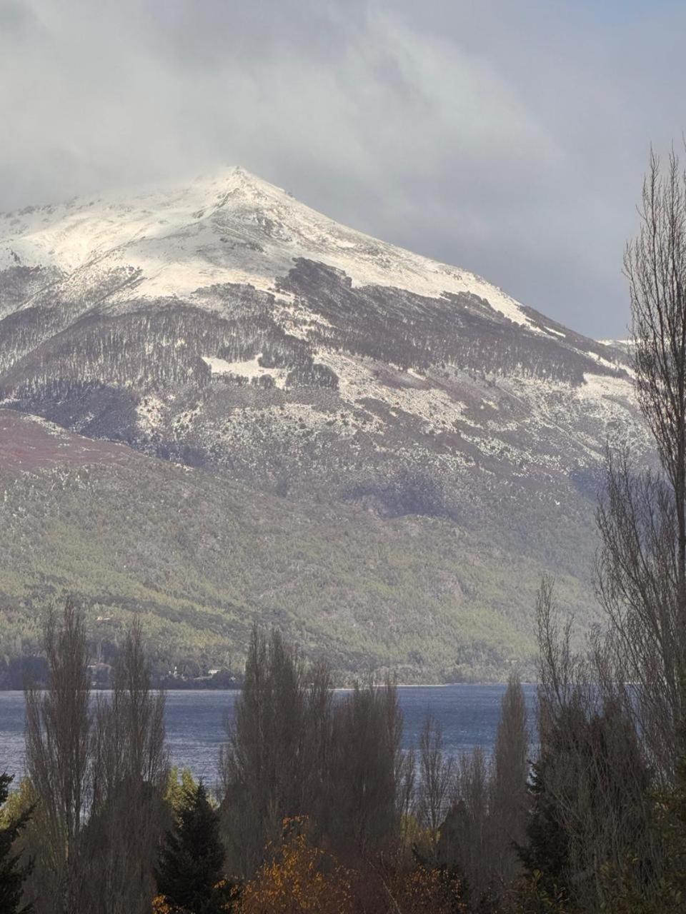 Arelauquen Bungalows & Suites San Carlos de Bariloche Exterior foto